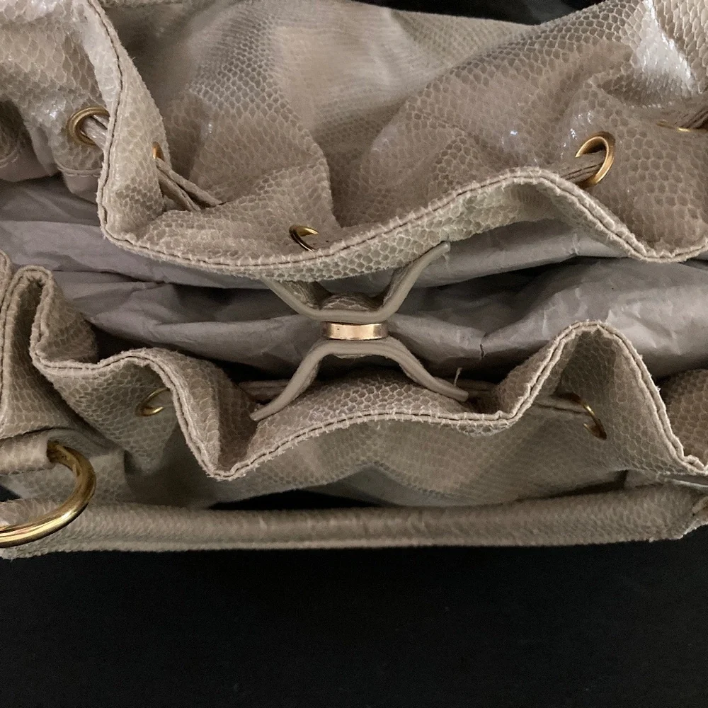 Big Buddha Snake Embossed Double Handle Satchel/Pale Green/NEW/NEVER USED!